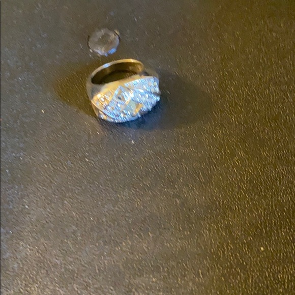 Ring - Picture 1 of 1